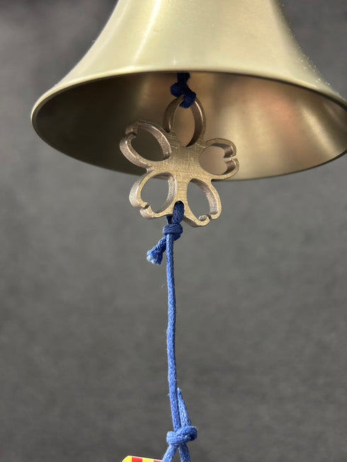 黄金の富士山 アルミ風鈴|日本の象徴を、静かな音に込めて